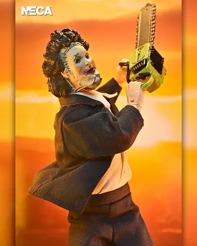 Фигурка Leatherface Pretty Woman — Neca Texas Chainsaw Massacre 50th Anniversary Clothed