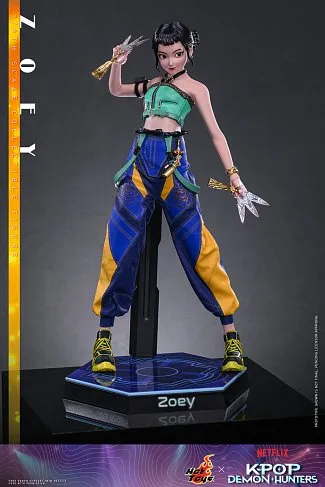 Фигурка KPop Demon Hunters Zoey — Hot Toys TMS178 1/6