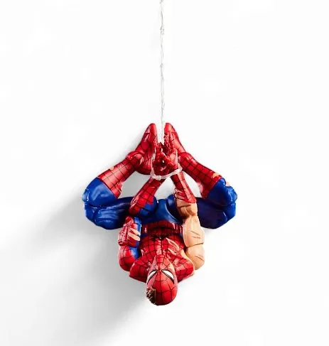 Фигурка Battle-Damaged Spiderman — Hasbro Marvel Legends Magic the Gathering Figure