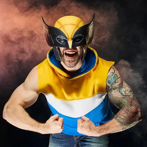 Шлем Росомахи — Hasbro Marvel Legends Premium Wolverine Mask