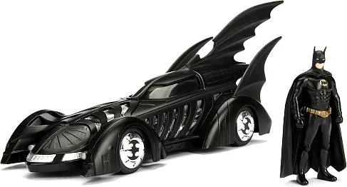 Модель Бэтмобиля — Batman Forever Diecast Model 1/24 Batmobile w figure