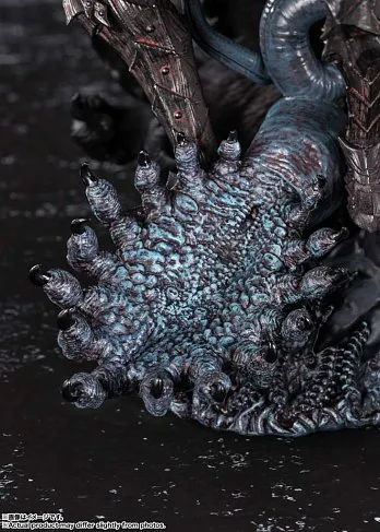 Фигурка Guts Berserker Armor — Bandai Figuarts Zero Touche Metallique