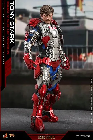 Фигурка Iron Man — Hot Toys MMS600 Tony Stark Mark V Suit up 1/6