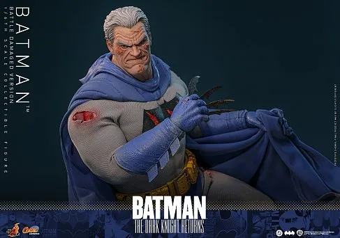 Фигурка Batman Battle Damaged Version — Hot Toys CMS031 Dark Knight Returns 1/6