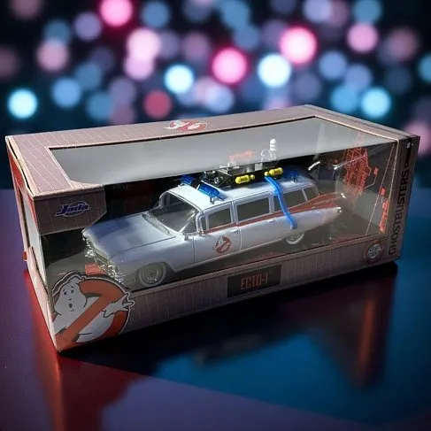 Модель Ecto-1 — Ghostbusters Diecast Model 1/24 1959 Cadillac
