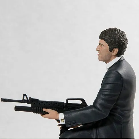 Фигурка Тони Монтаны — SD Toys Scarface Tony Montana Say Hello