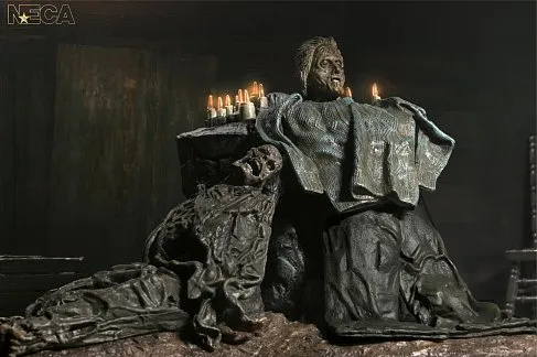 Диорама Friday the 13th The Game Pamela Shrine — Neca Diorama