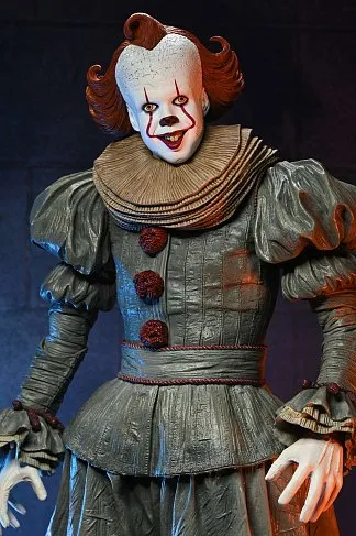 Фигурка Пеннивайз — Neca IT Welcome to Derry 1/4 Scale Pennywise Figure