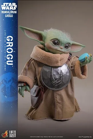 Фигурка Грогу 38 см — Hot Toys LMS016: The Mandalorian and Grogu 1/1
