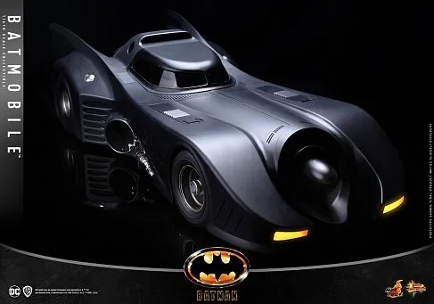 Модель Бэтмобиль — Hot Toys MMS694 Batmobile 1989 1/6