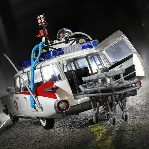 Модель ECTO-1 — Hasbro Ghostbusters Plasma Series 1/18