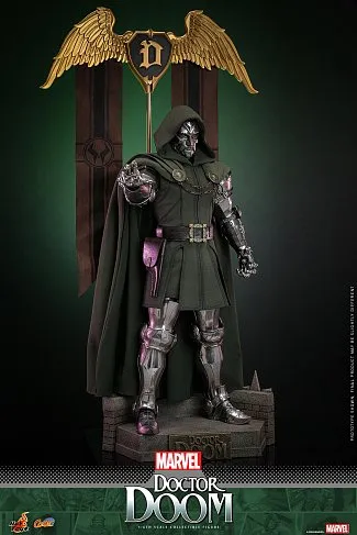 Фигурка Doctor Doom — Hot Toys CMS022 Marvel Comics 1/6