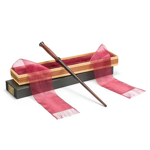 Палочка Гарри Поттер — Noble Collection Harry Potter First Wand Collection in Ollivanders Box