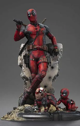 Фигурка Дэдпул — Iron Studios 1/10 Deadpool And Wolverine