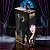Фигурка Эльвира "Elvira Clothed Figure" от Neca