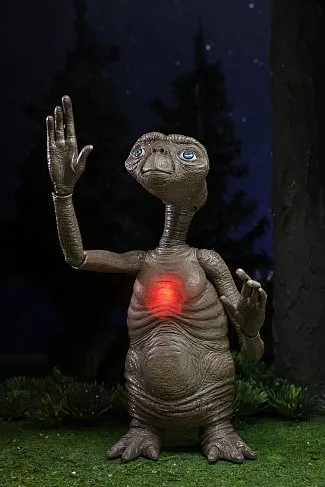 Фигурка Инопланетянин — Neca 40th Anniversary ET Ultimate LED