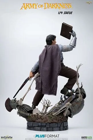 Фигурка Ash Williams — Infinite 1/4 Army of Darkness
