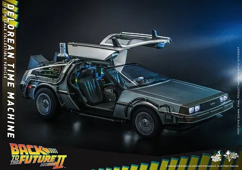 Модель DeLorean Time Machine — Hot Toys MMS636 Back to the Future II 1/6