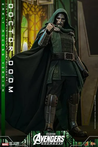 Фигурка Doctor Doom (Early Access) — Hot Toys MMS906 Avengers Doomsday 1/6