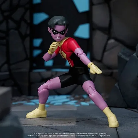 Фигурки Неуязвимый — Invincible With Kid Omni Man & Conquest Limited Action Figure Set