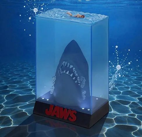 Фигурка Челюсти — SD Toys Jaws 50th Anniversary 3D Movie Poster Light-Up Figure
