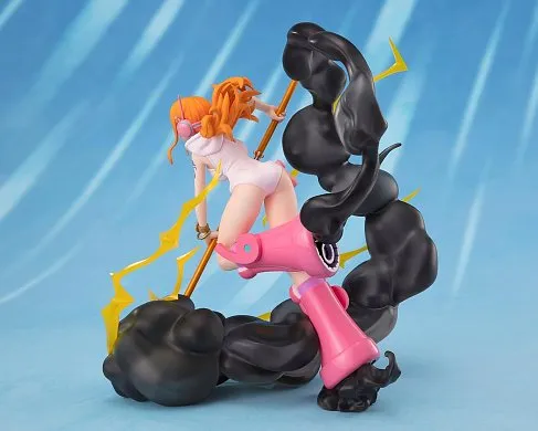 Фигурка Ван-Пис — SH Figuarts One Piece Figuarts Zero Nami Extra Battle Lightning Blast