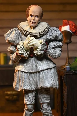 Фигурка Пеннивайз — Neca IT Welcome to Derry Ultimate Bob Gray as Pennywise Figure