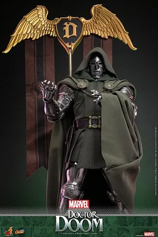 Фигурка Doctor Doom — Hot Toys CMS022 Marvel Comics 1/6