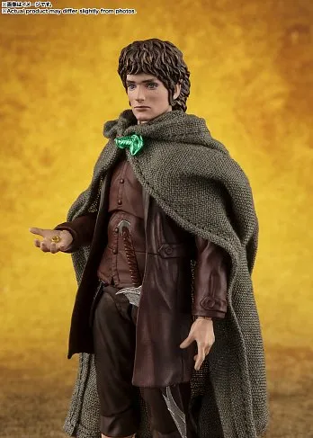 Фигурка Lord of the Rings Frodo Baggins with Gollum — Bandai SHFiguarts