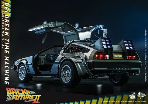 Модель DeLorean Time Machine — Hot Toys MMS636 Back to the Future II 1/6