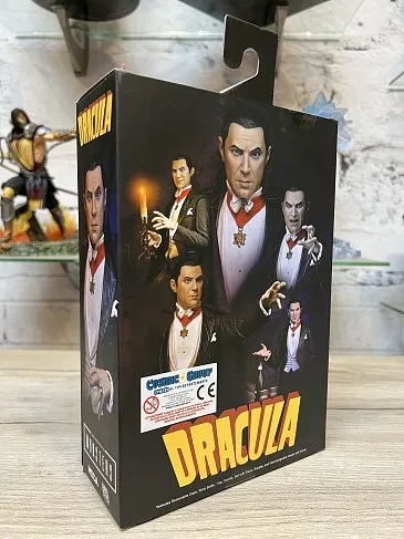 Фигурка Dracula Transylvania — Neca Universal Monsters Ultimate Color BD