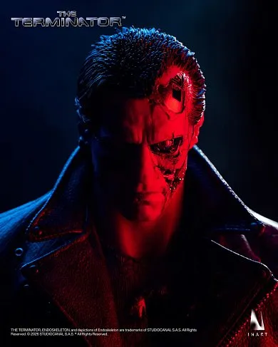 Фигурка Terminator T-800 — Inart AgA031 1/6 Collectible Figure