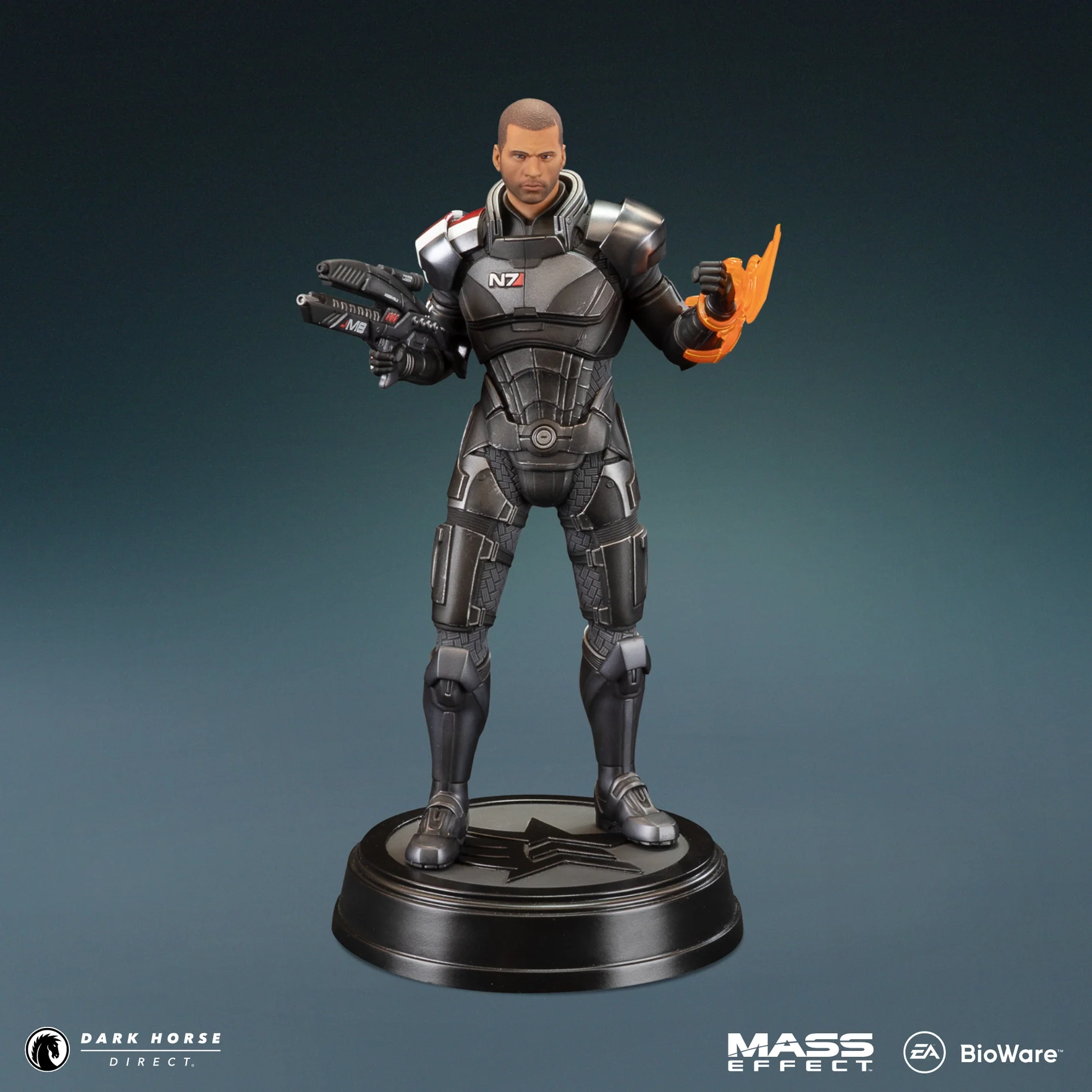 Фигурка Mass Effect Commander John Shepard — Dark Horse Statue