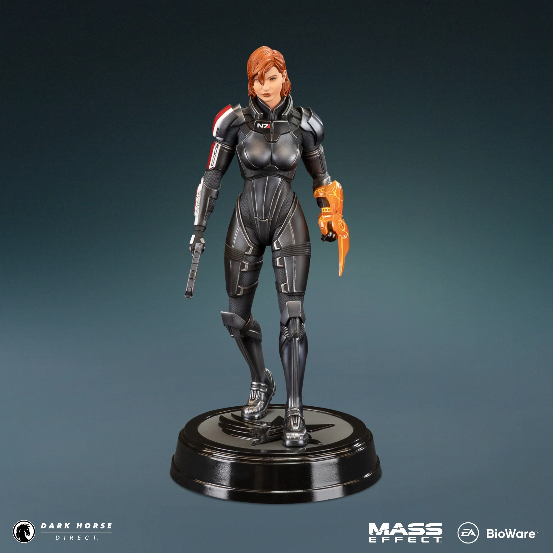 Фигурка Mass Effect Commander Jane Shepard — Dark Horse Statue