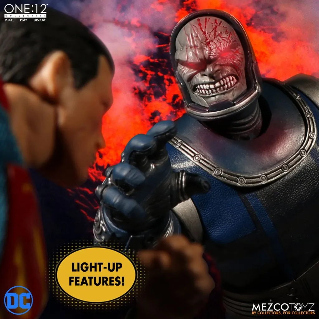 Mezco-One12-Darkseid-010.jpg Mezco-One12-Darkseid-010.jpg