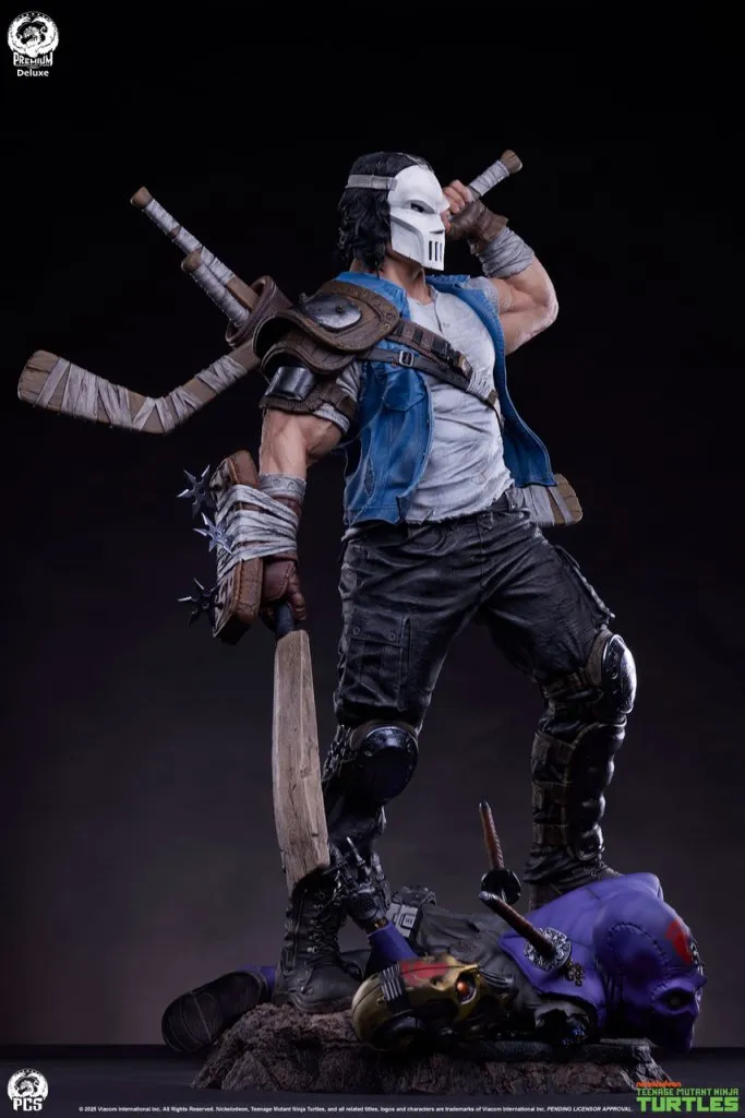 011_TMNT_CaseyJones_deluxe__32804.jpg