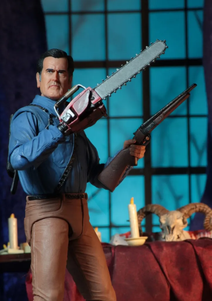 Ash-vs-Evil-Dead-Ultimate-Hero-Ash-006.jpg