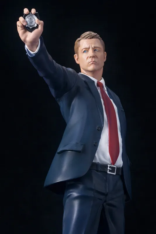Jim-Gordon-ARTFX-Statue-009.jpg Jim-Gordon-ARTFX-Statue-009.jpg