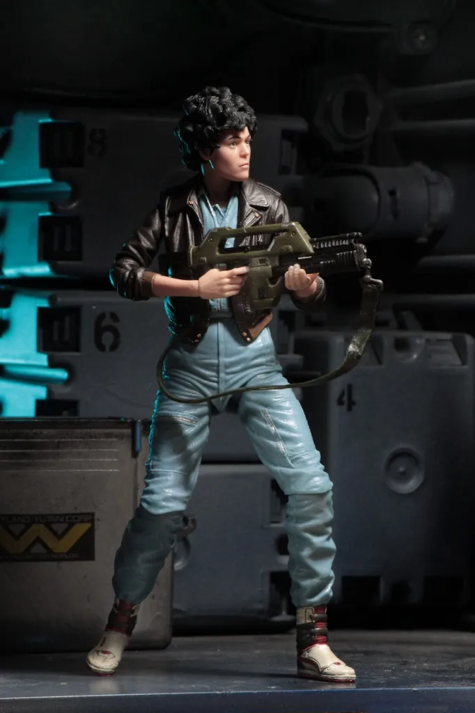 Aliens-Series-12-by-NECA-010.jpg Aliens-Series-12-by-NECA-010.jpg