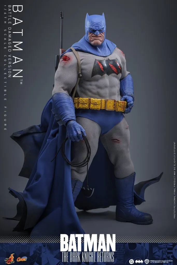 купить Фигурка Hot Toys. The Batman: The Dark Knight Returns – 1:6 Scale Battle Damaged Batman Figure 5.jpg