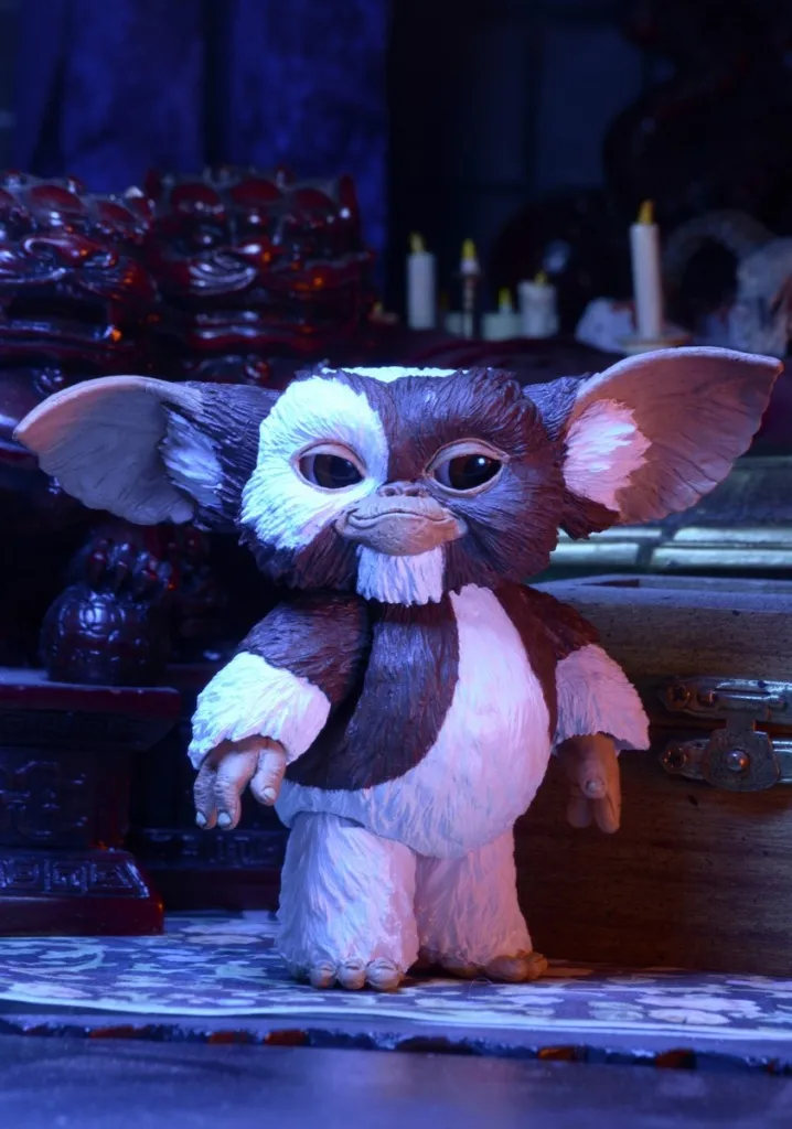 NECA-Gremlins-Ultimate-Gizmo-009.jpg