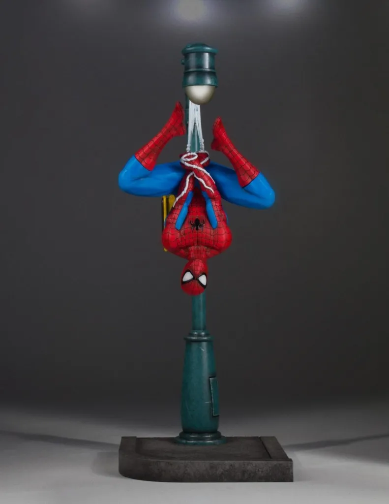 Gentle-Giant-Spider-Man-Statue-001.jpg