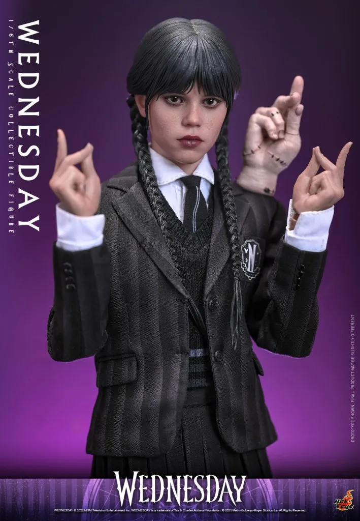 купить Фигурка Hot Toys Wednesday Addams 1:6 Figure 4.jpg купить Фигурка Hot Toys Wednesday Addams 1:6 Figure 4.jpg