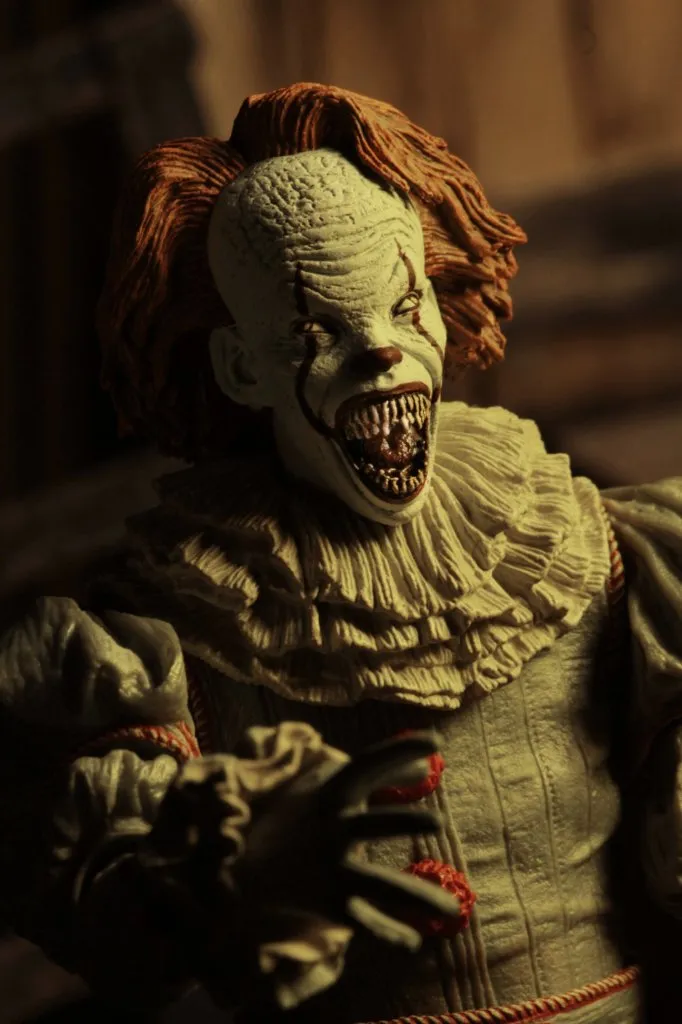 NECA-Well-House-Pennywise-002.jpg NECA-Well-House-Pennywise-002.jpg