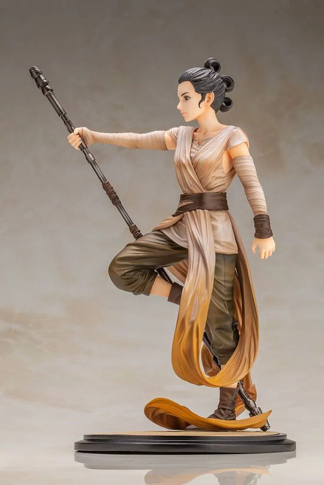 Фигурка Рей — Kotobukiya Star Wars VII ARTFX PVC Rey Descendant of Light (3).jpg