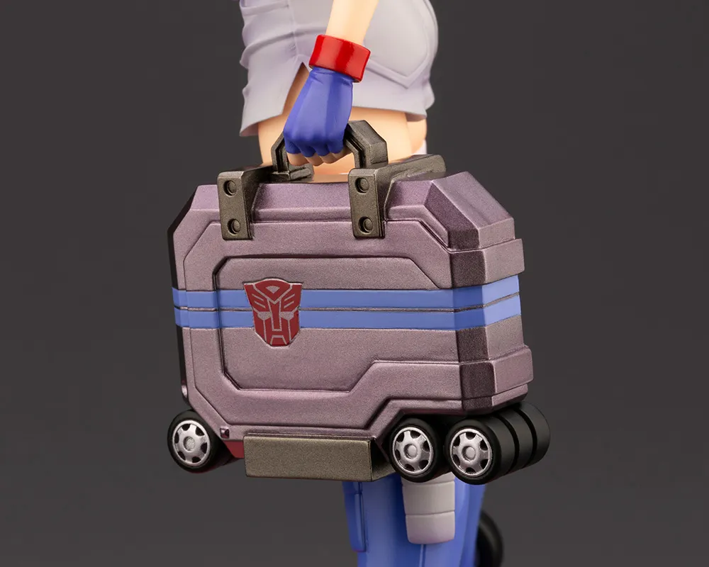 Фигурка Optimus Prime Bishoujo — Kotobukiya Transformers Statue 9.jpeg