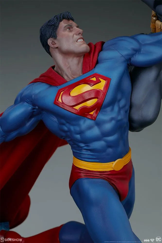 Sideshow-Batman-vs-Superman-Statue-011.jpg Sideshow-Batman-vs-Superman-Statue-011.jpg