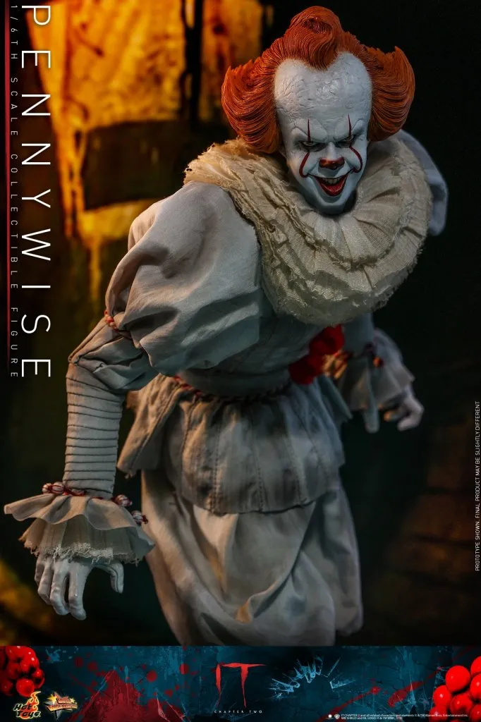 Фигурка Пеннивайза Hot Toys IT Chapter Two – Pennywise Figure (9).jpg