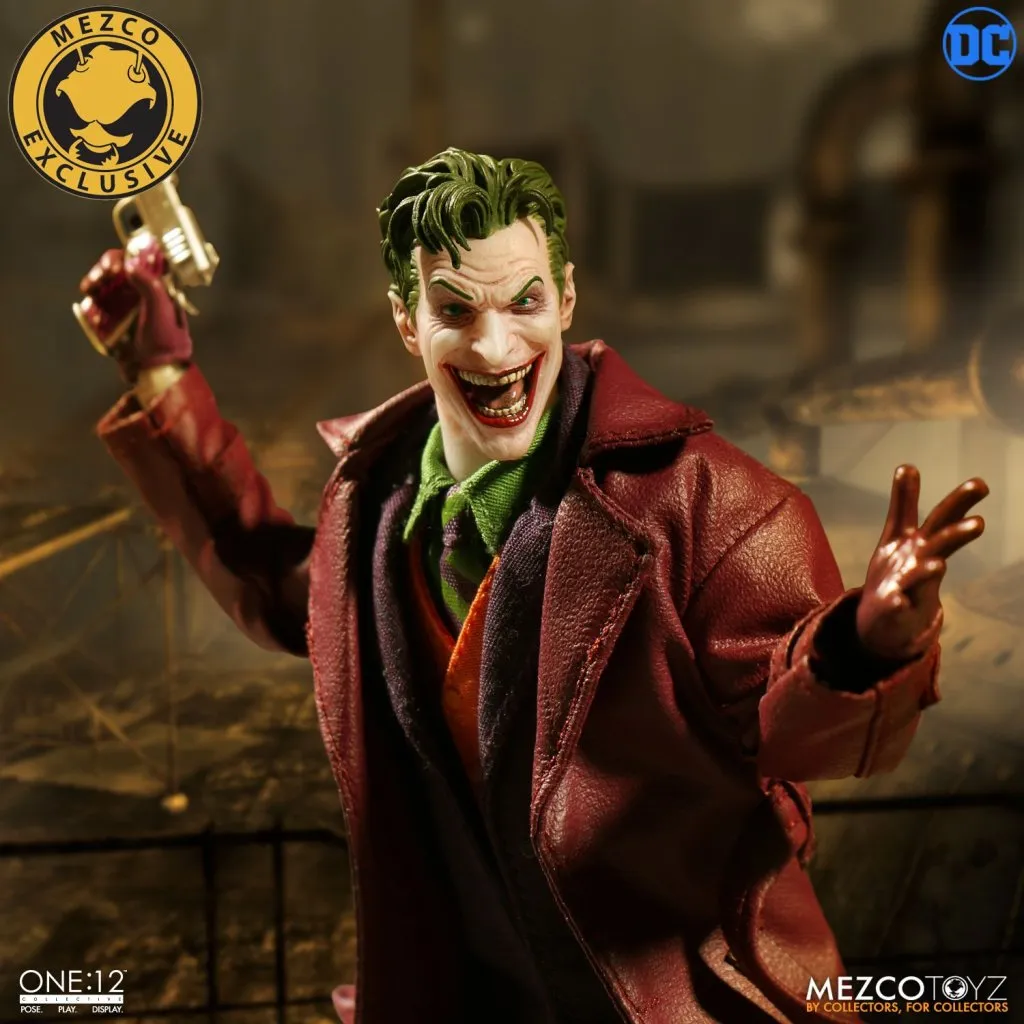 Mezco-Exclusive-DLX-Joker-005.jpg