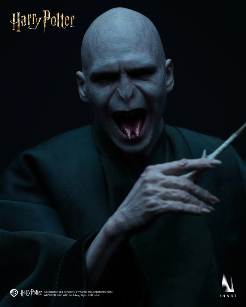 inart-harry-potter-and-the-deathly-hallows-voldemort-1-6-v0-9fgaf7f3ffsh1.jpg